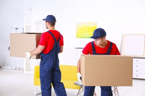 House movers planning a move in Orpington near local residential streets
