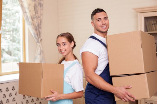 Local moving service handling flat access and parking in Orpington